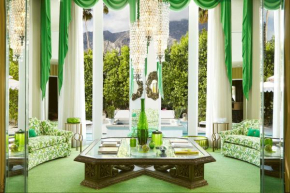 The Establishment, quintessential 1969 Villa